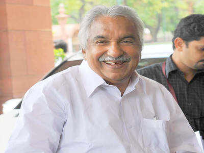 Don’t write my name on walls yet: Oommen Chandy