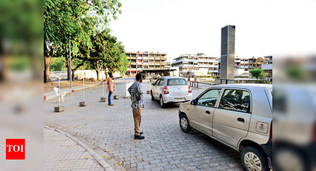 Chandigarh Staff hired, Sector 17 multilevel parking gets filled