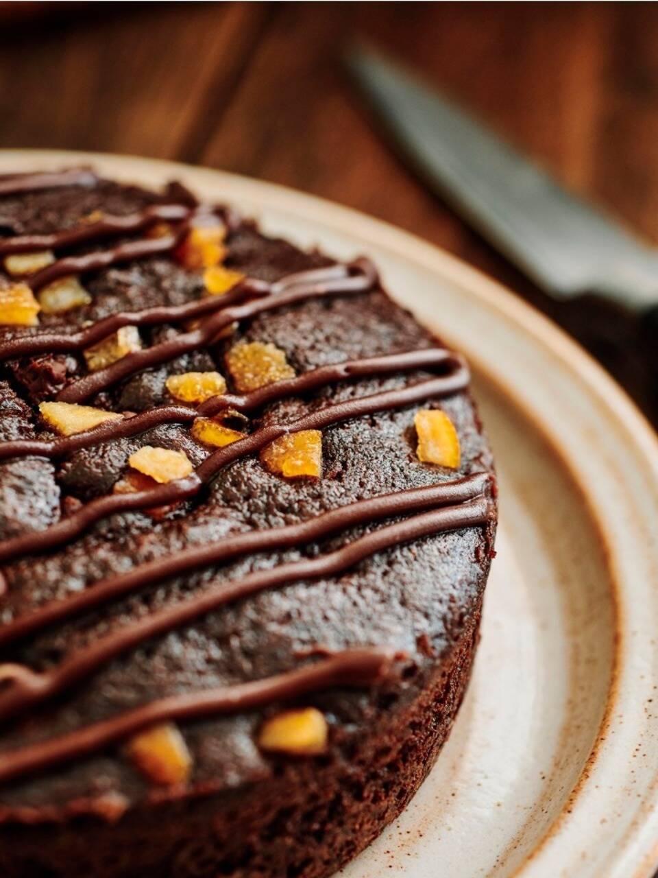 5-minute eggless chocolate whole wheat cake recipe | Times of India