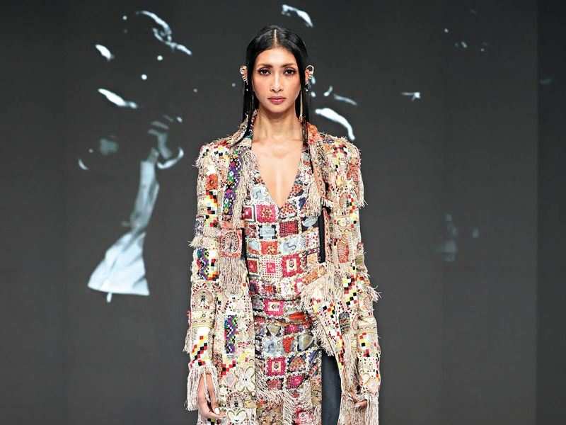 The first FDCI x LFW phygital fashion week to begin today - Times of India