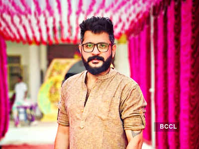 Isvar Raghunathan reveals his looks from his new project; take a look