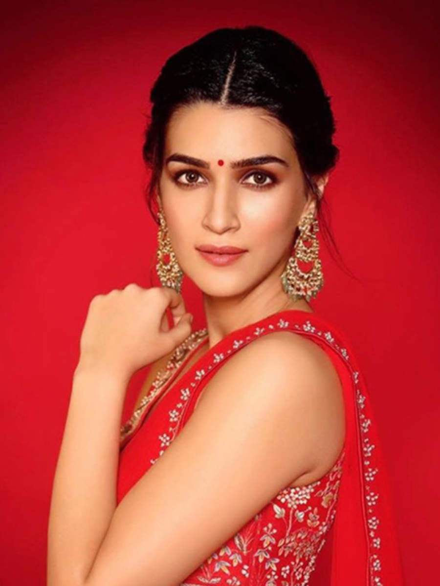 Bollywood red saris you can buy for your wedding | Times of India