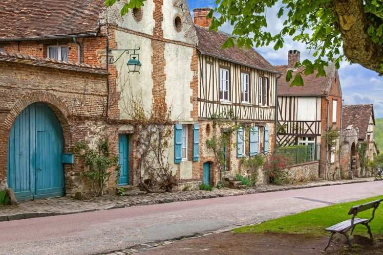 A rendezvous with lovely villages near Paris | Times of India Travel