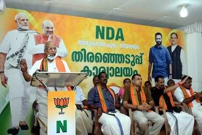 Kerala: BJP veteran O Rajagopal claims tie-up between his party and Cong-IUML in past polls