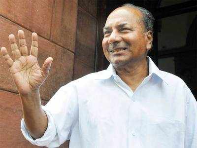 A K Antony urges Congress workers to end differences, work to ensure change of govt in Kerala