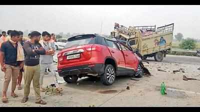 Four of family die after truck hits car on Yamuna Expressway