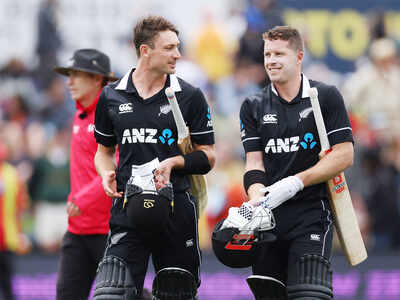 1st ODI: Trent Boult, Martin Guptill power New Zealand to eight-wicket ...