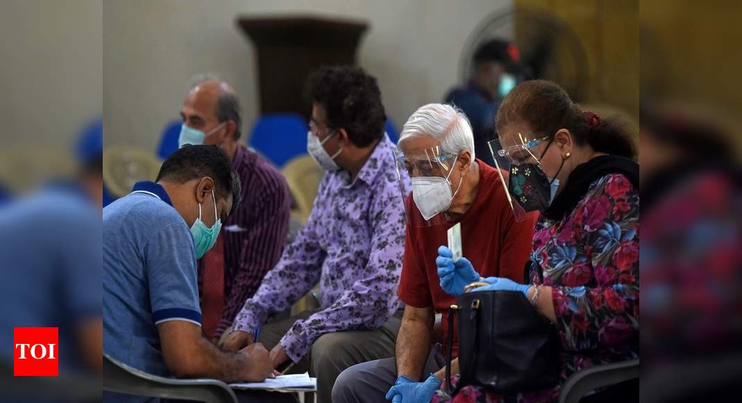 Pakistan bans travel from 12 countries amid spike in coronavirus cases – Times of India
