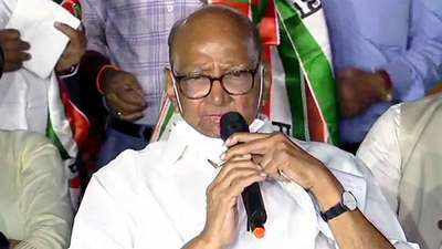 Charges against Anil Deshmukh serious: Sharad Pawar