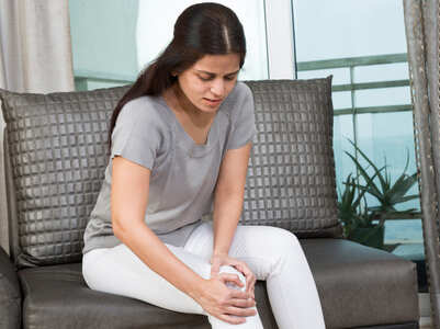 If your knees hurt at night, this could be the reason