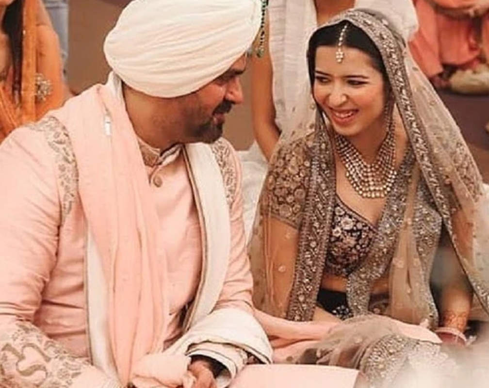
‘What’s Your Raashee?’ actor Harman Baweja ties the knot with Sasha Ramchandani, pictures and videos from wedding ceremony go viral
