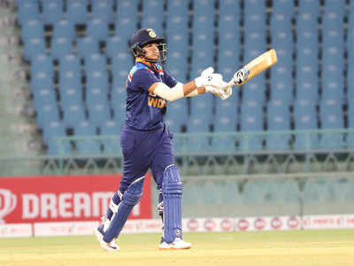 2nd T20I: Shafali Verma, Richa Ghosh take India to 158-4 against South Africa