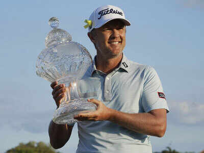Aussie Matt Jones powers to Honda Classic victory