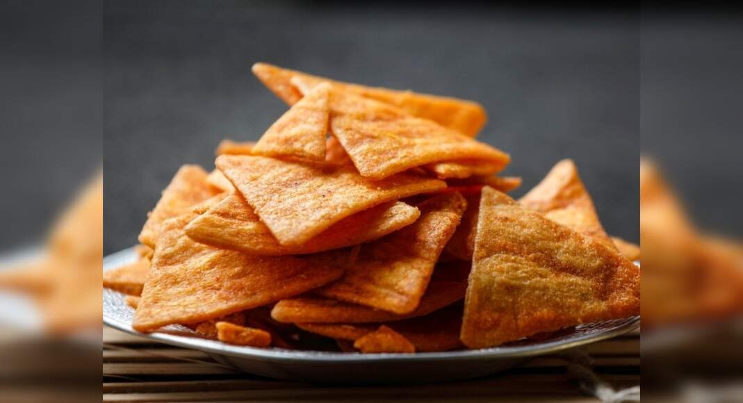 Leftover Chapati Crackers Recipe How to make Leftover Chapati Crackers