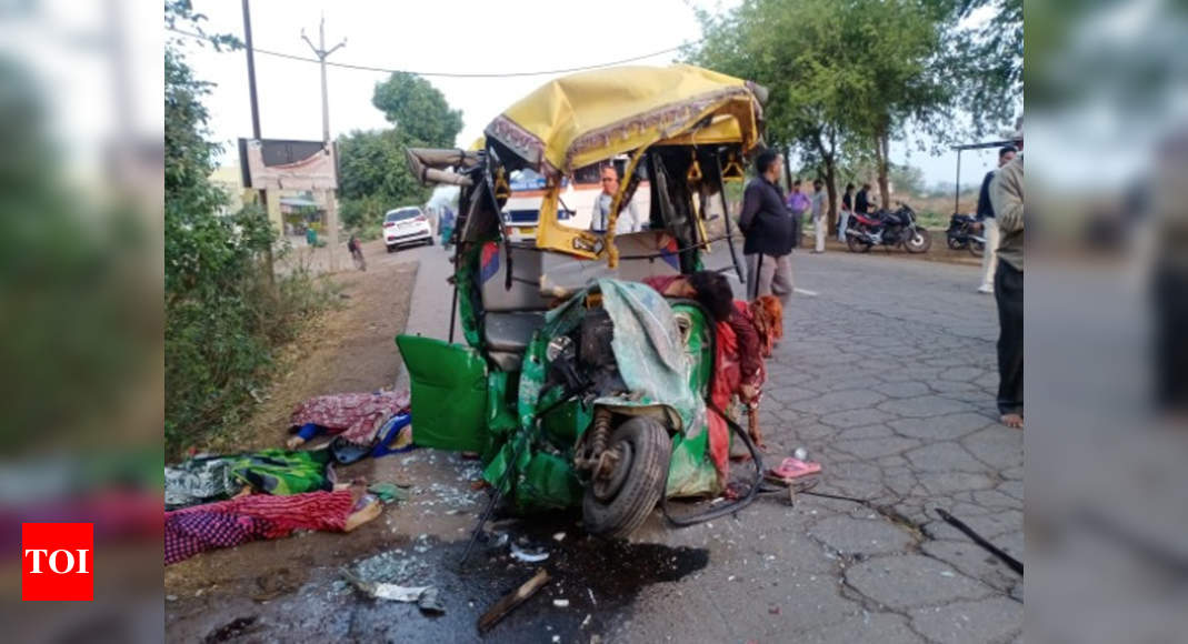 MP Accident news: 12 women, one man killed in bus collision in Gwalior |  Bhopal news