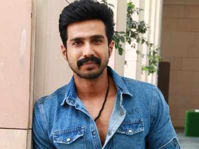 LifeInTheLockdown: This is the time to think of others and be helpful, says Vishnu  Vishal | Tamil Movie News - Times of India