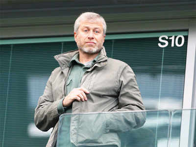 Chelsea's Abramovich sues over claims of ties to Putin