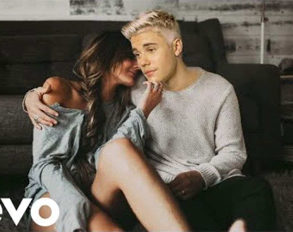 
Watch Latest English Official Music Video Song '1000 Nights' Sung By Justin Bieber
