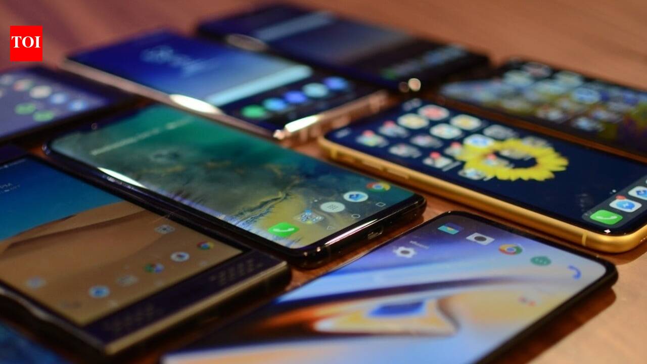 Best Mobiles Under 10,000: Top Choices With Modern Features