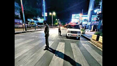 Ahmedabad: Early curfew takes 70% bite out of food orders
