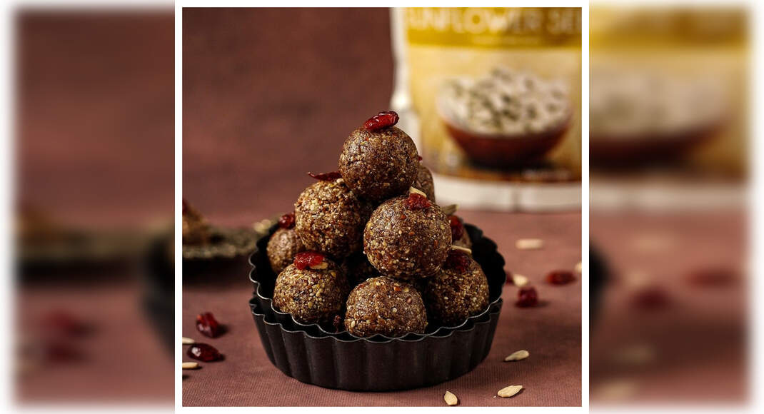 No Trouble Truffle Recipe: How to make No Trouble Truffle Recipe at Home | Homemade No Trouble Truff