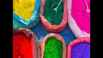 Lucknow: Virtual parties, dry gulal to add colour to Holi amid pandemic