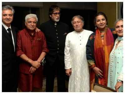 Photo: Netizens ask why Amitabh Bachchan, Jaya Bachchan, Javed Akhtar are not wearing masks; Shabana Azmi clarifies