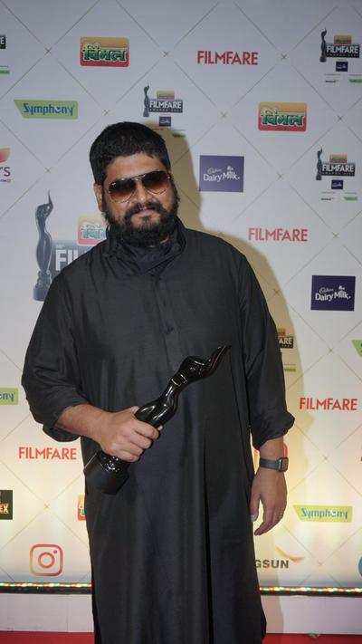 66th Vimal Elaichi Filmfare Awards 2021: Om Raut wins Best Director award for ‘Tanhaji: The Unsung Warrior’