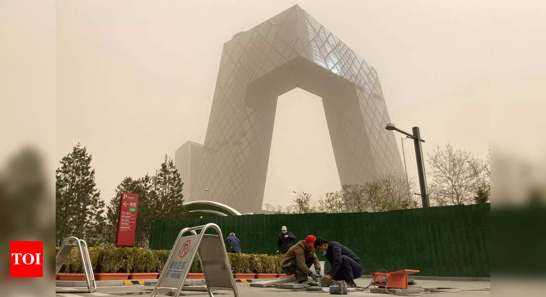 Beijing enveloped in hazardous sandstorm