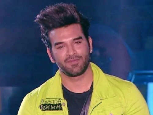 Exclusive - Paras Chhabra on being mocked in the past for baldness: There are so many Bollywood actors who have undergone hair transplant | The Times of India Exclusive - Paras Chhabra on being mocked in the past for baldness: There are so many Bollywood actors who have undergone hair transplant | The Times of India