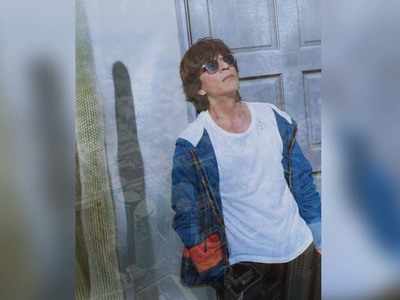 Shah Rukh Khan gets nostalgic after US Navy members sing 'Yeh Jo Des Hai Tera'