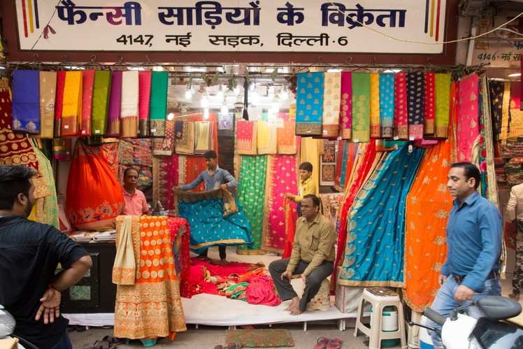 Must explore markets in Old Delhi for ardent shoppers | Times of India ...