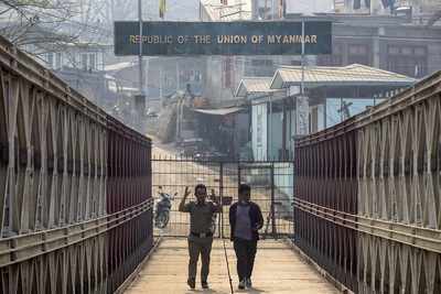 Manipur govt asks DCs to 'politely turn away' Myanmar refugees, takes back order
