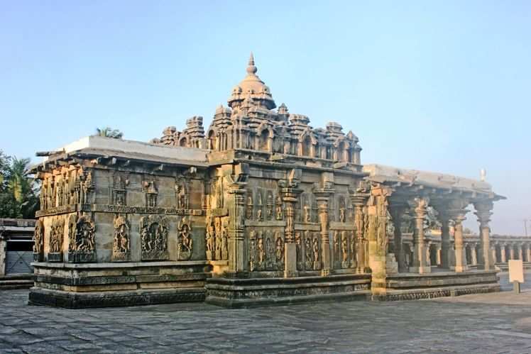Witness the grandeur of Chennakesava Temple