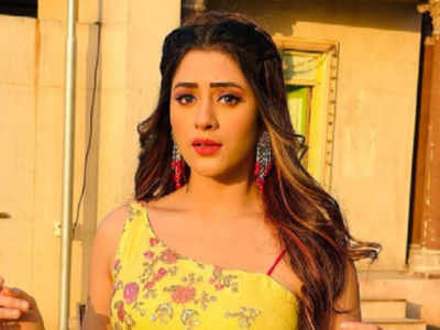 Jijiaji Chhat Parr Koii: Cast and crew experience bizarre incidents on the sets; lead actress Hiba Nawab shares her experience of the mysterious events