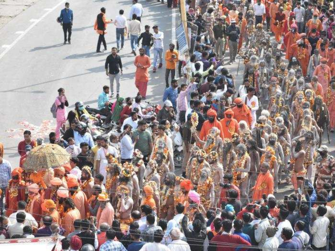 Over 1,000 will take deeksha to become Naga sadhus during Kumbh on April 5 Dehradun News pic picture