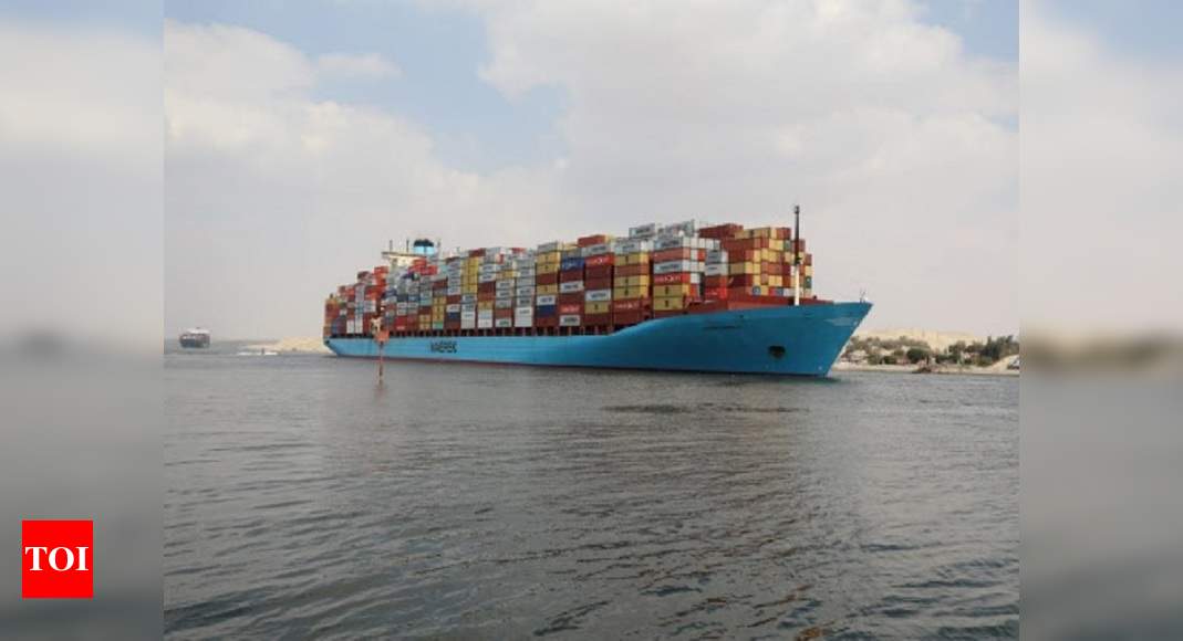 Traffic jam eases further in Suez Canal after ship unblocked