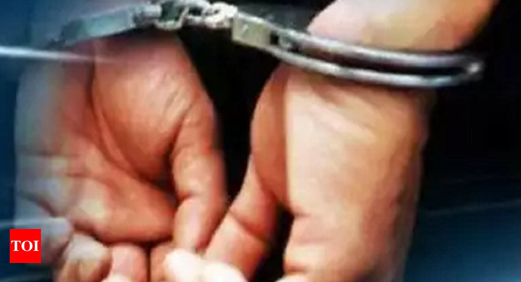 can you dislocate your thumb to get out of handcuffs