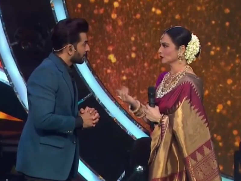 Jay Bhanushali says ‘My father would be jealous of me’ as he shares a candid moment with Rekha  on Indian Idol 12