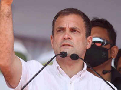 Election 'Commission': Rahul, Congress slam poll panel