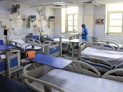 Delhi: All non-ventilator ICU beds taken in 24 private and 1 govt hospitals