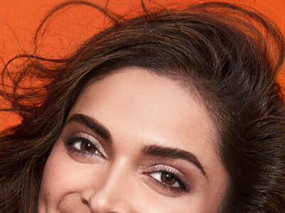 Best red lip looks of Bollywood beauties
