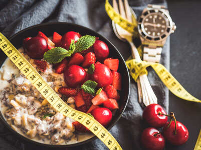 Fasting before starting a diet may kickstart weight loss