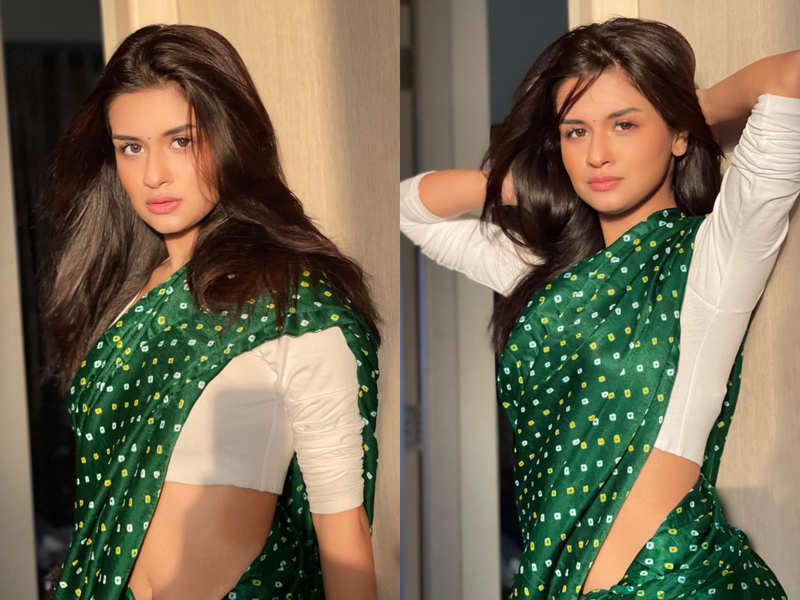 Avneet Kaur Treats Fans With Her Saree Pictures As She Gets 18 Mln