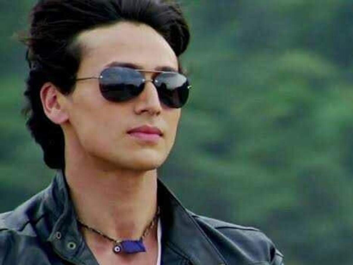 tiger shroff jacket price