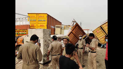 Delhi: One dies after portion of under-construction bridge collapses in Punjabi Bagh area