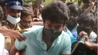 TN Polls: Actor Vijay cycles to polling station in Chennai, police lathicharge frenzied fans