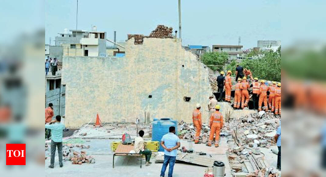Ludhiana Factory roof collapses, 4 dead, 6 injured Ludhiana News