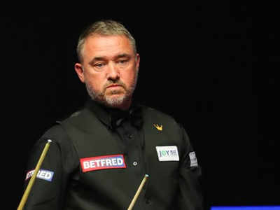 Hendry beats White in World Snooker Championship qualifying