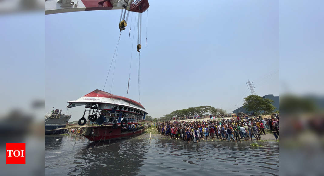 Death toll from Bangladesh ferry capsize rises to 34